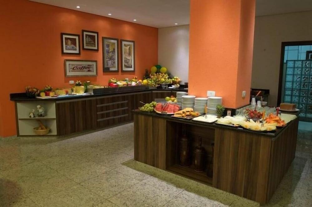 Hotel Metropolitan Κάμπο Γκράντε Εξωτερικό φωτογραφία